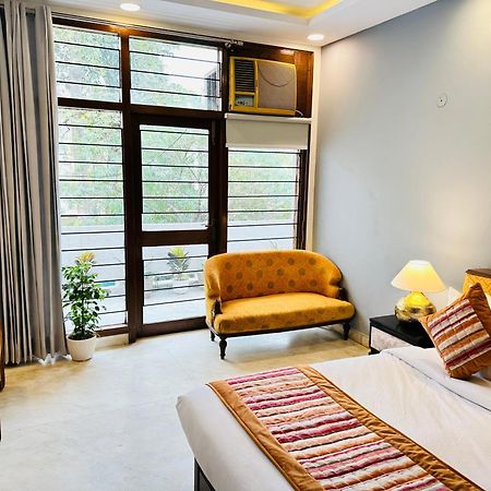 Grove Residency Hauz Khas New Delhi Couple Friendly Hotel Екстериор снимка
