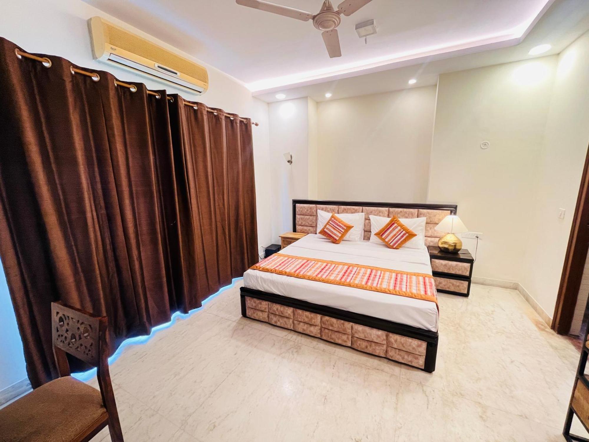 Grove Residency Hauz Khas New Delhi Couple Friendly Hotel Екстериор снимка