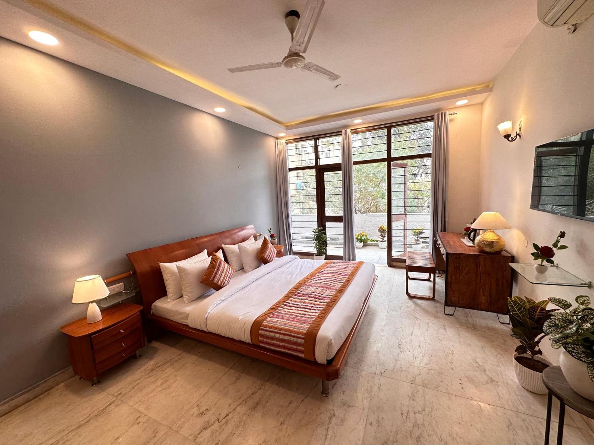 Grove Residency Hauz Khas New Delhi Couple Friendly Hotel Екстериор снимка