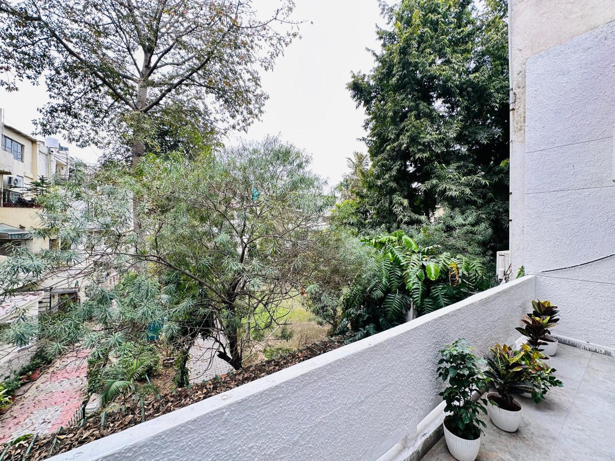 Grove Residency Hauz Khas New Delhi Couple Friendly Hotel Екстериор снимка