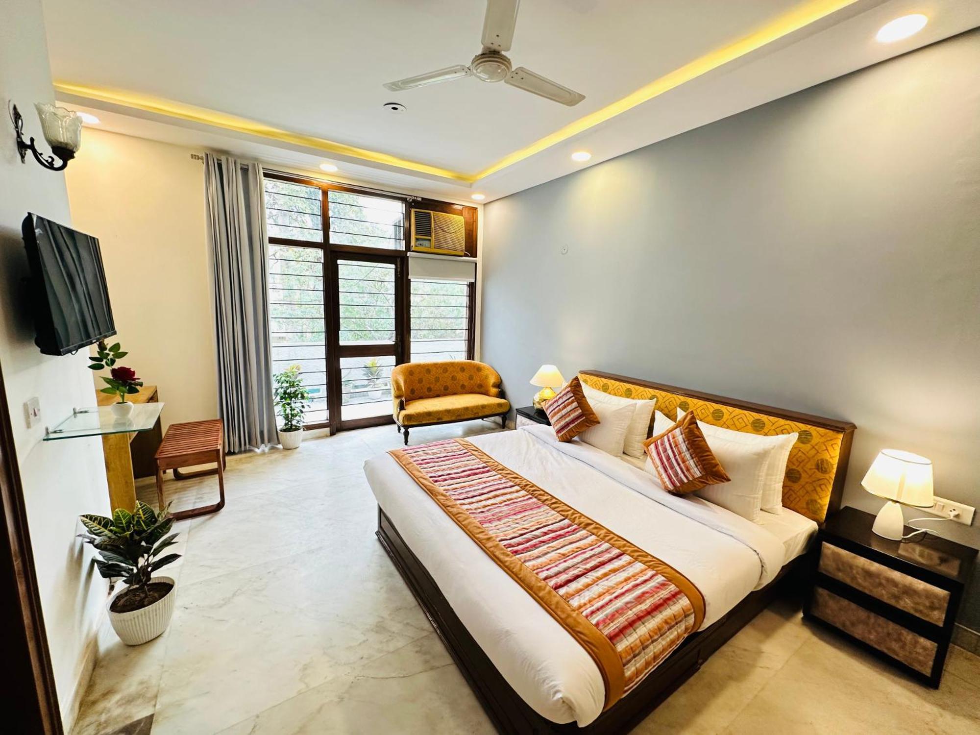 Grove Residency Hauz Khas New Delhi Couple Friendly Hotel Екстериор снимка