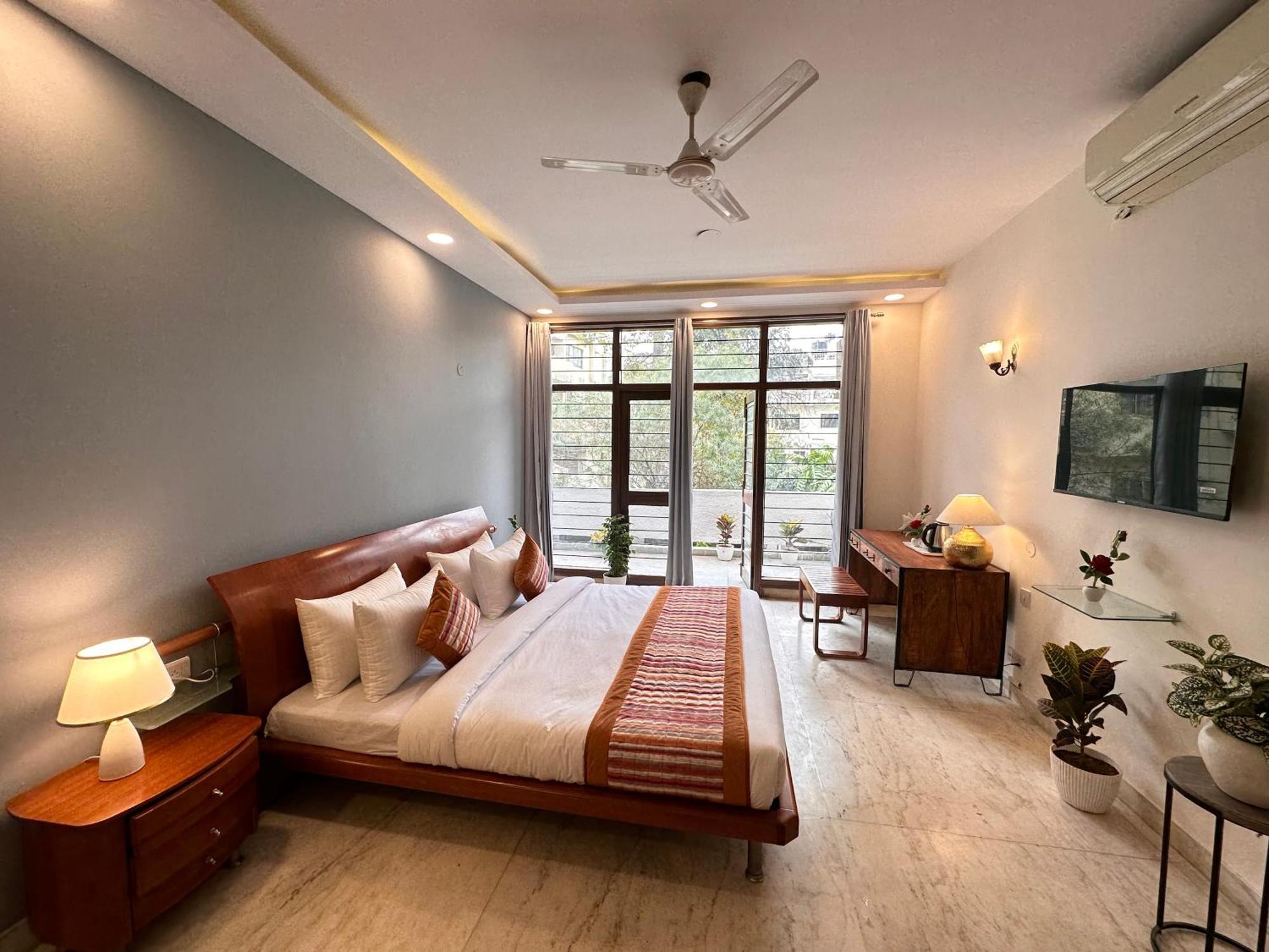 Grove Residency Hauz Khas New Delhi Couple Friendly Hotel Екстериор снимка